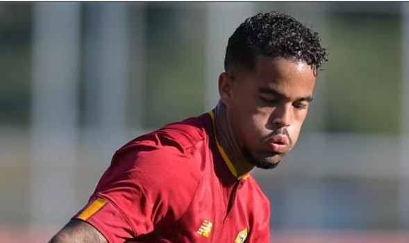 彩票开奖查询-脱欧的烦恼终究来了？英超签荷兰球员办不到劳工证